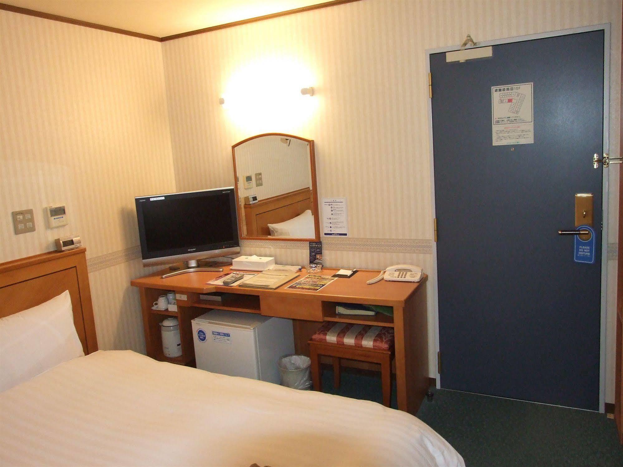 Hotel Prime Inn Тояма Екстериор снимка